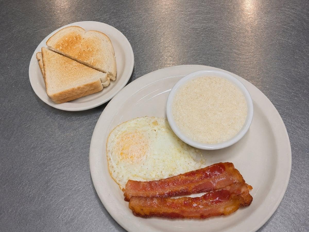 One Egg with Bacon or Sausage from the Egg Plates menu at Ranch House Makarios